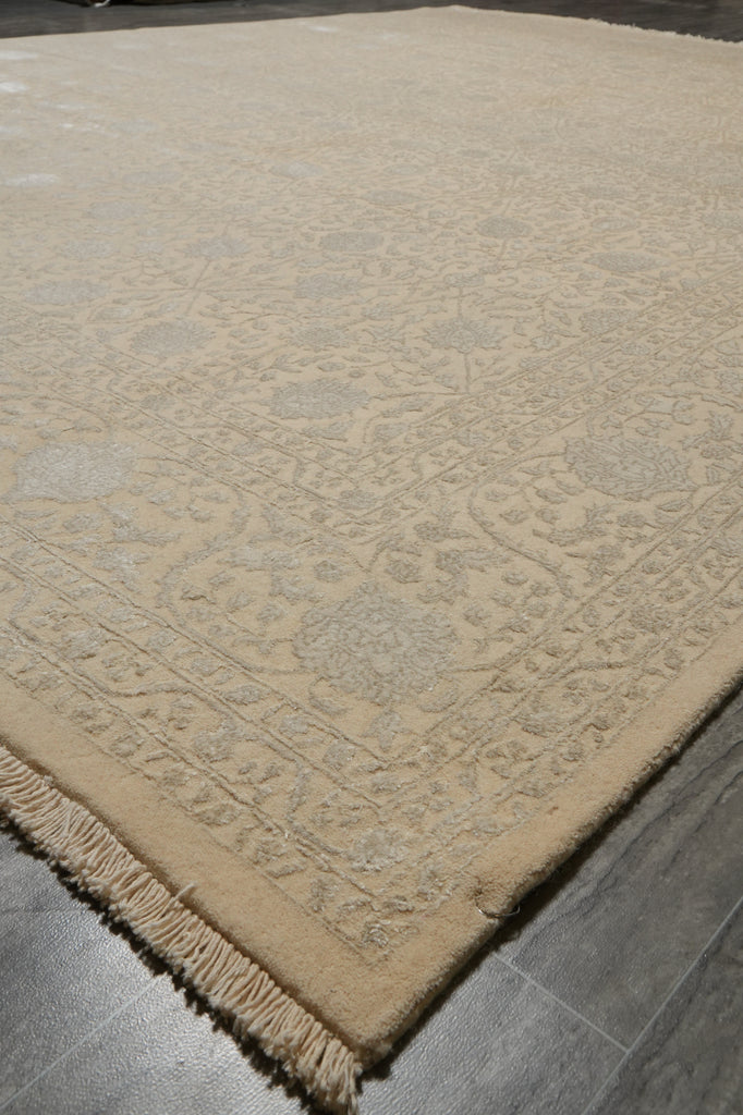 9 x 12 Neutral Wool and Silk Fine weave Hand-knotted in India Fancy Rug Two Tone color #F-5664
