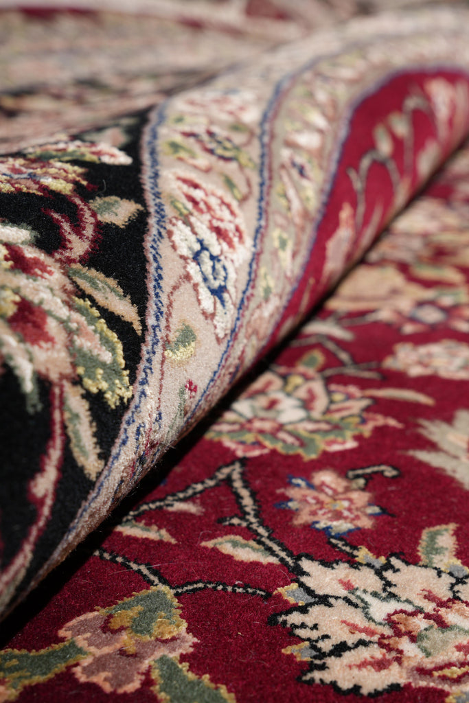 8.0 x 8.0 Round Fine Quality Handmade Wool and Silk Rug #F-4027