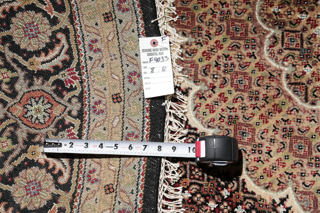 8.0 x 8.0 Round Fine Quality Wool and Silk Mahi Tabriz rug #F-4033