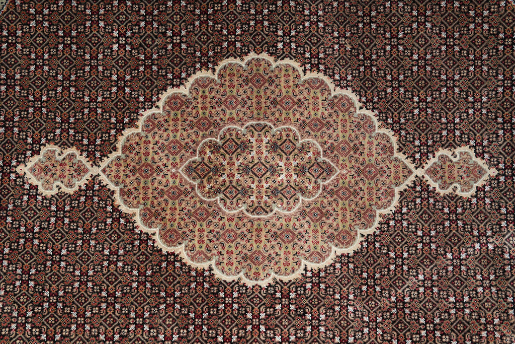 8.0 x 8.0 Round Fine Quality Wool and Silk Mahi Tabriz rug #F-4033