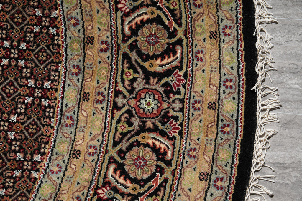 8.0 x 8.0 Round Fine Quality Wool and Silk Mahi Tabriz rug #F-4033