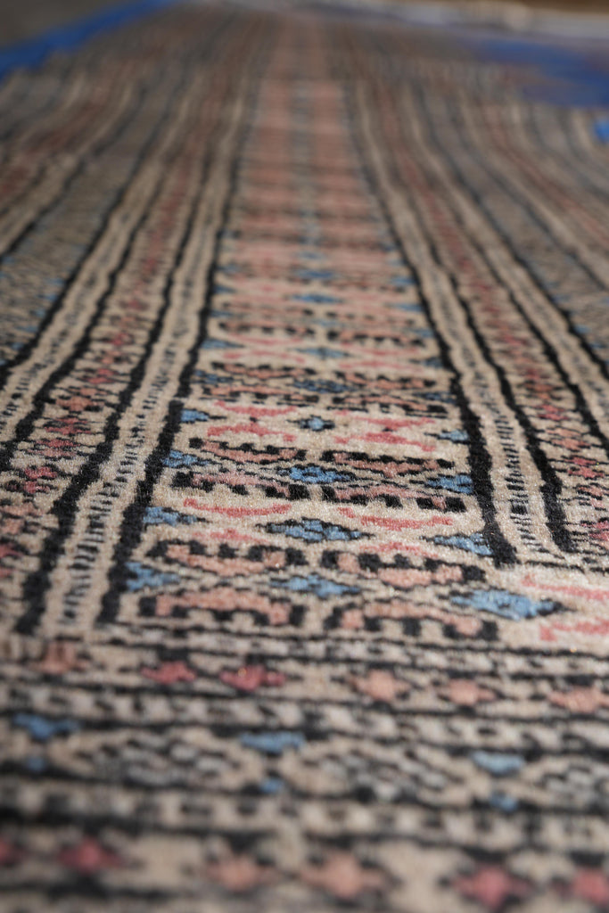 7.6 x 8.3 Square Jaldar Bokhara Handmade Rug Electric Blue #F-4037