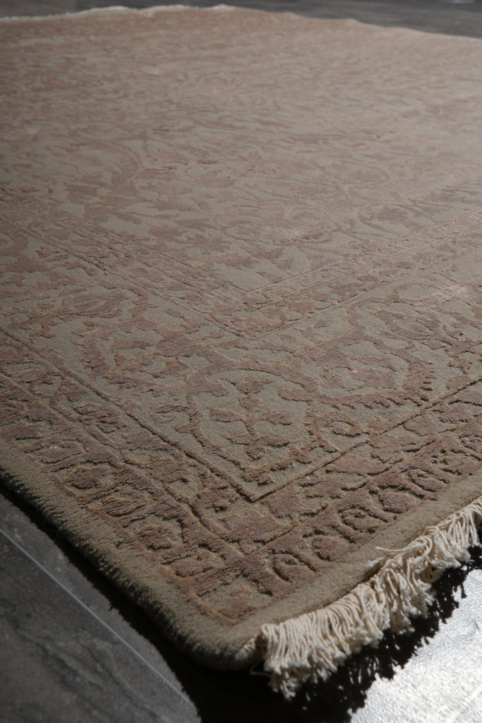 8.0 x 8.2 Fine Weave Handmade Wool and Silk Square Transitional Modern Rug #F-4038