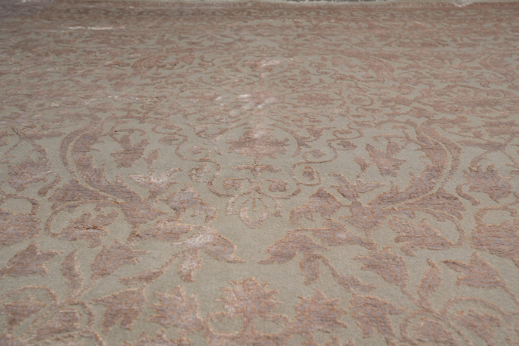 8.0 x 8.2 Fine Weave Handmade Wool and Silk Square Transitional Modern Rug #F-4038