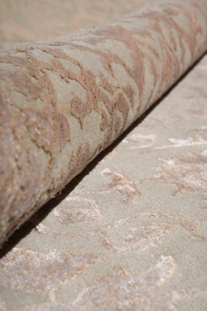 8.0 x 8.2 Fine Weave Handmade Wool and Silk Square Transitional Modern Rug #F-4038