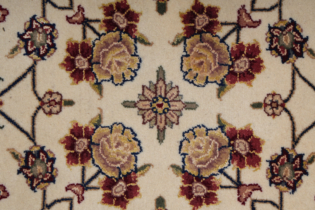 8.3 x 8.3 Handmade Fine Wool and Silk Round New Rug #F-4040