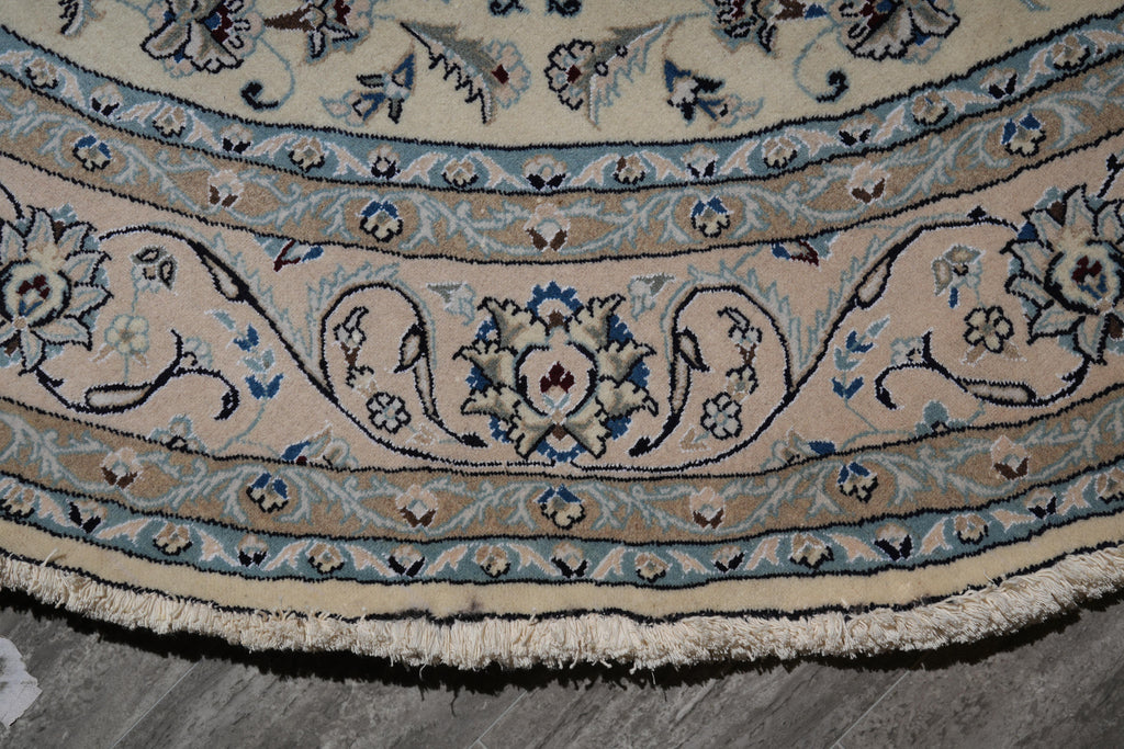 8.2 x 8.4 Round Perian Nain Wool and Silk Rug #F-4043