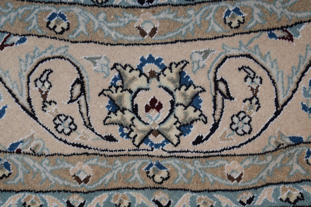 8.2 x 8.4 Round Perian Nain Wool and Silk Rug #F-4043