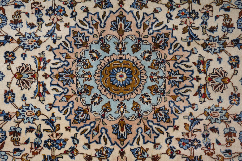 7.9 x 8.1 Square Persian Esfahan Najafabad Wool Rug #F-4046