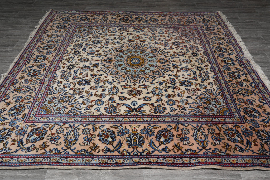 7.9 x 8.1 Square Persian Esfahan Najafabad Wool Rug #F-4046