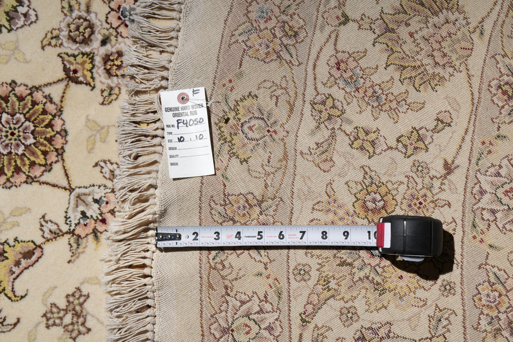 10.0 x 10.0 Round Finely Hand-Knotted Wool and Silk Rug #F-4050