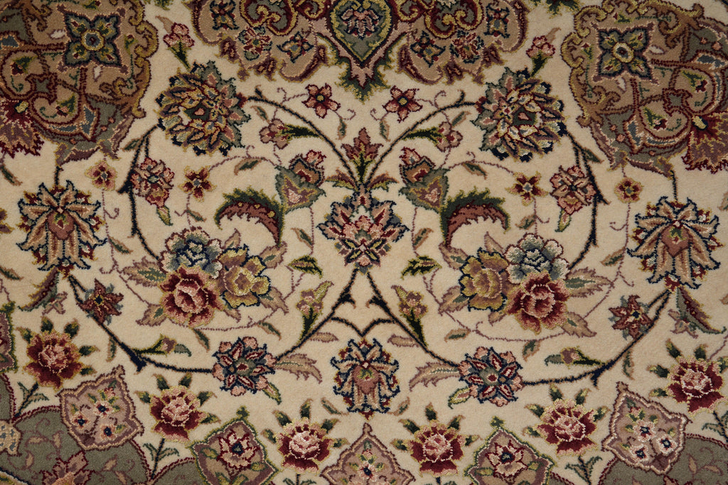 8.0 x 8.0 Fine Handmade Wool and Silk Round Rug #F-4052