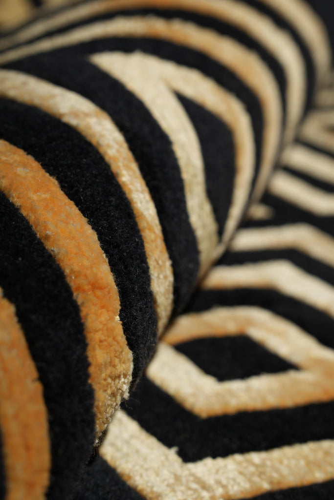 6.6 x 6.6 Square Handmade Wool Modern Rug #F-4053