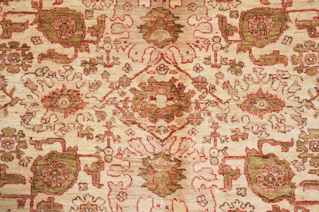 7.9 x 9.9 Chobi Peshawar Rug Beige Green #F-4404