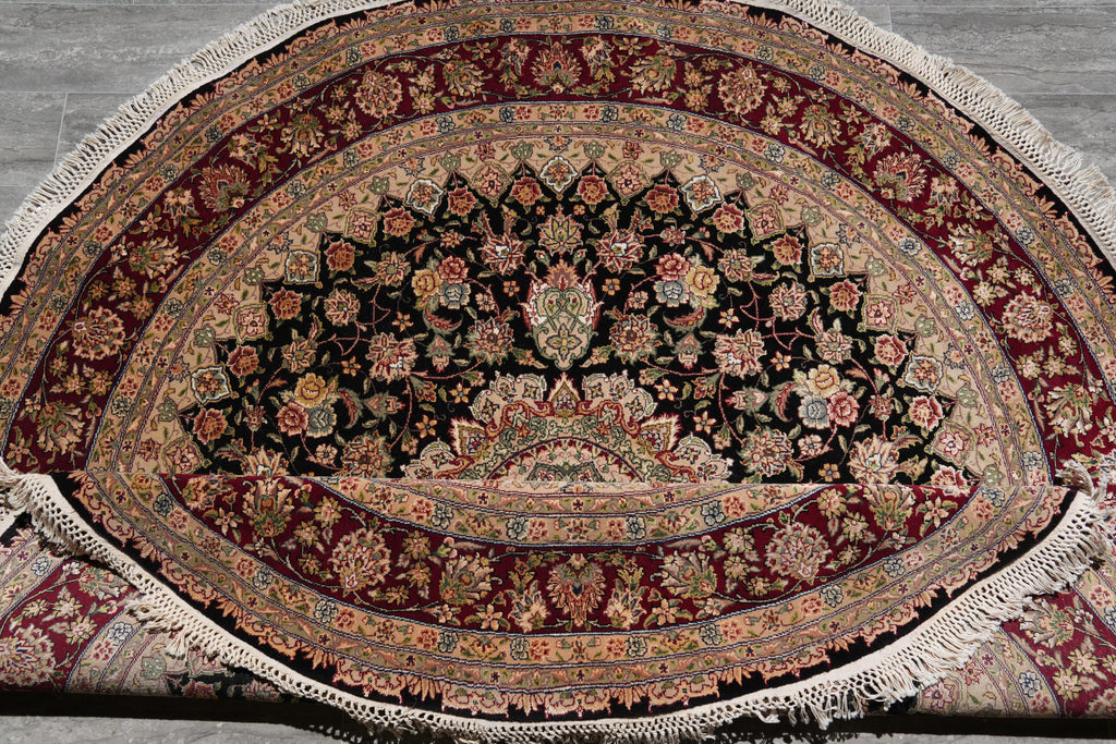 7.1 x 7.1 Round FIne weave Quality Wool and Silk Rug Burgundy Black #F-4057