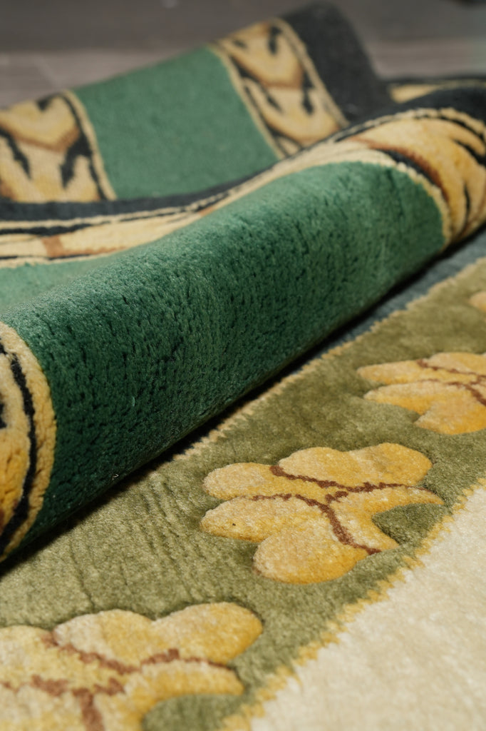 10.5 x 13.10 Transitional Handmade Wool Rug Plain Field #F-4405