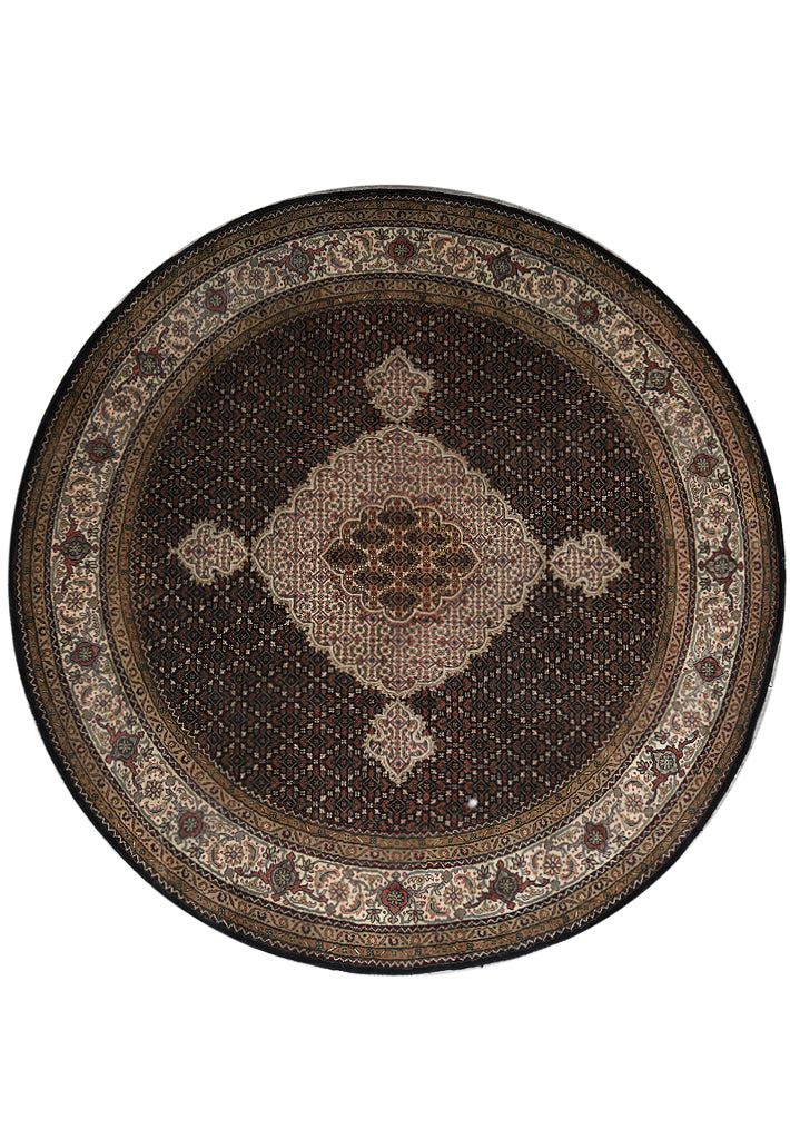 6.8 x 6.8 Round Quality Wool and Silk Rug Black #F-4059
