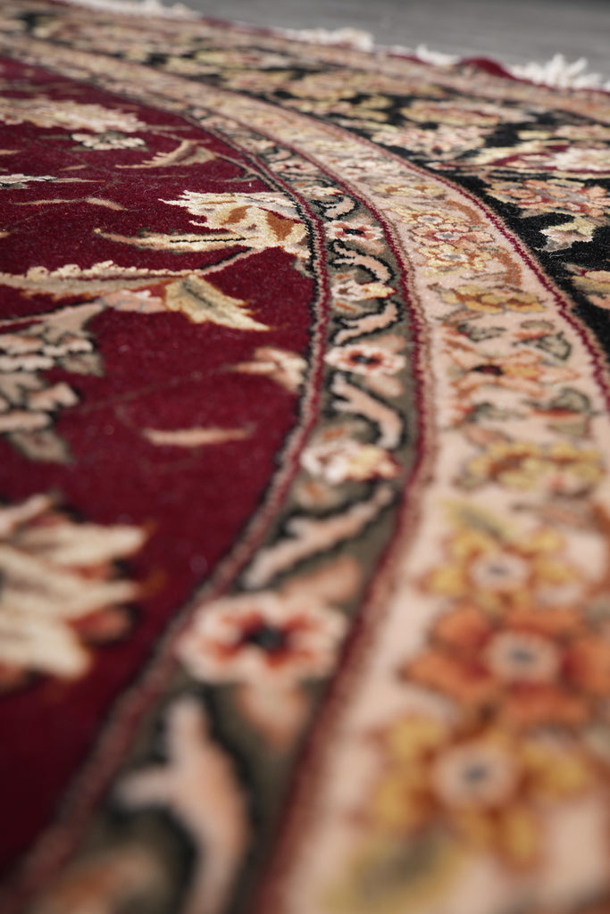 7.0 x 7.0 Round Wool and Silk High Quality Rug #F-4060