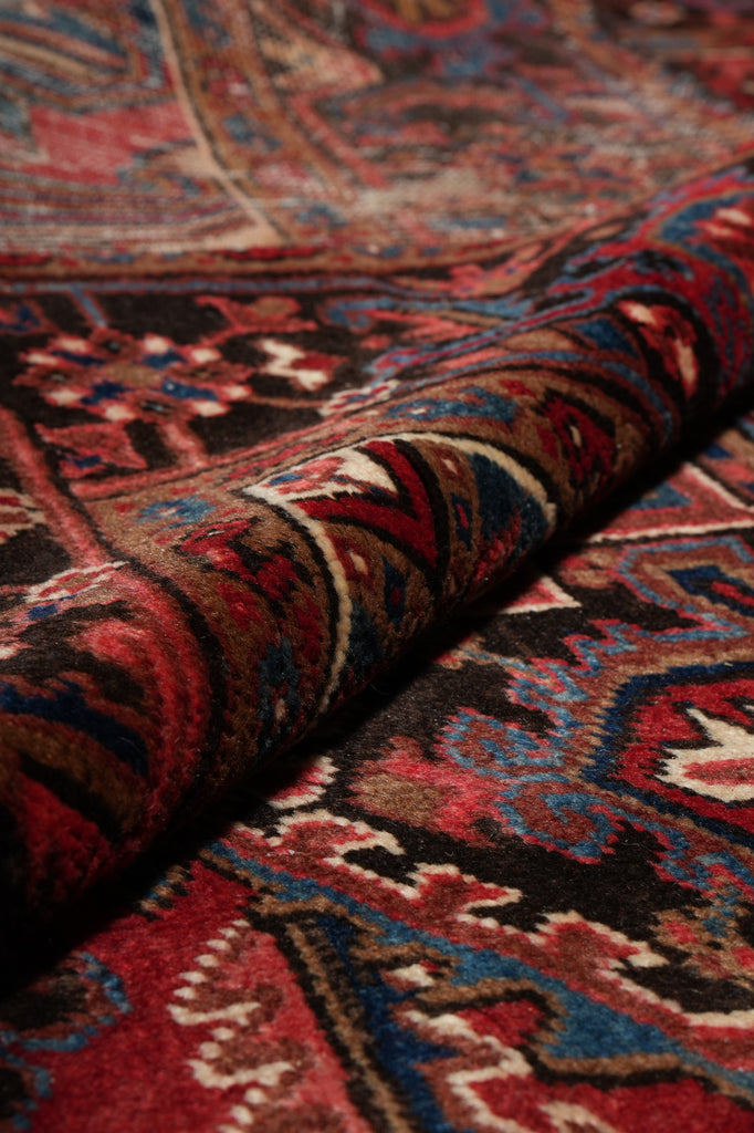 8 x 9.8 Semi Antique Persian Heriz Iran Rug #B-73869