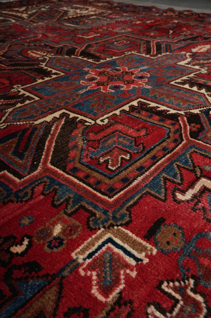 8 x 9.8 Semi Antique Persian Heriz Iran Rug #B-73869