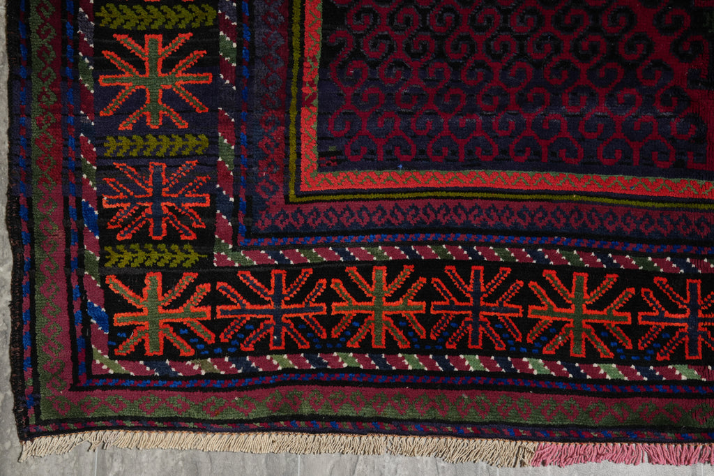 4.6 x 8 Afghan Village Rug Vasirestan #F-3248