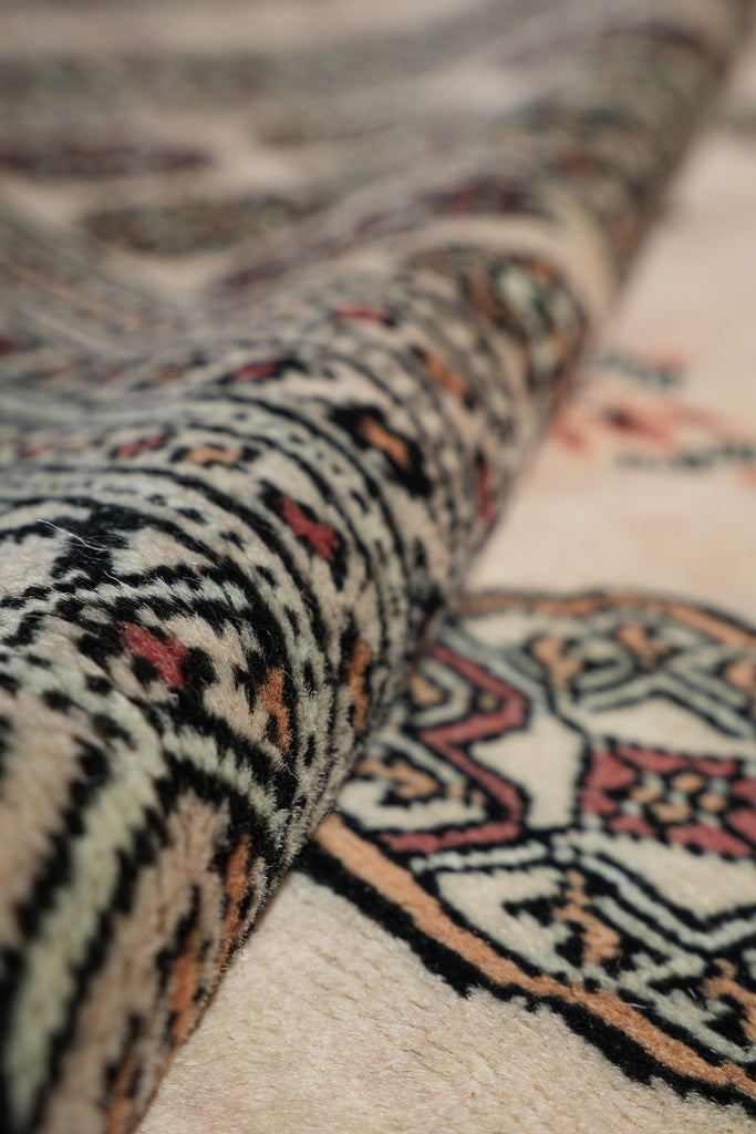 6.9 x 7.6 New Handmade Square Pakistan Bokhara Rug #F-4062