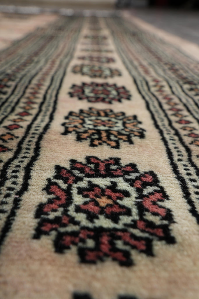 6.9 x 7.6 New Handmade Square Pakistan Bokhara Rug #F-4062