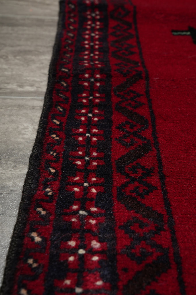 2.8 x 4.7 Hand-Knotted Pictorial Queen Tribal Rug #F-3255