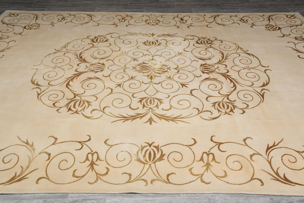 8.6 x 11.6 Quality Wool and Silk Handmade Rug  #F-4074