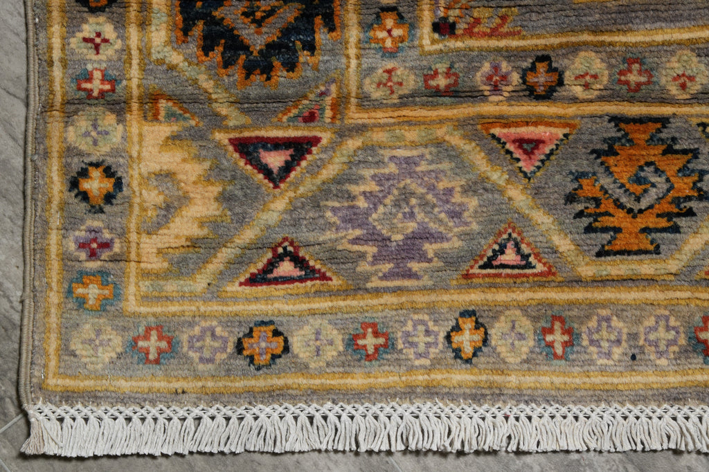 2.7 x 6.7' Feet Runner Kazak Gray Green #F-3264