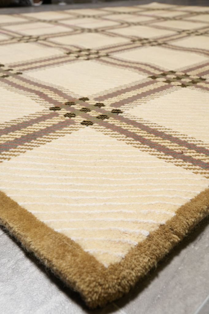 5.9 X 7.9 Contemporary Carpet #F-4418