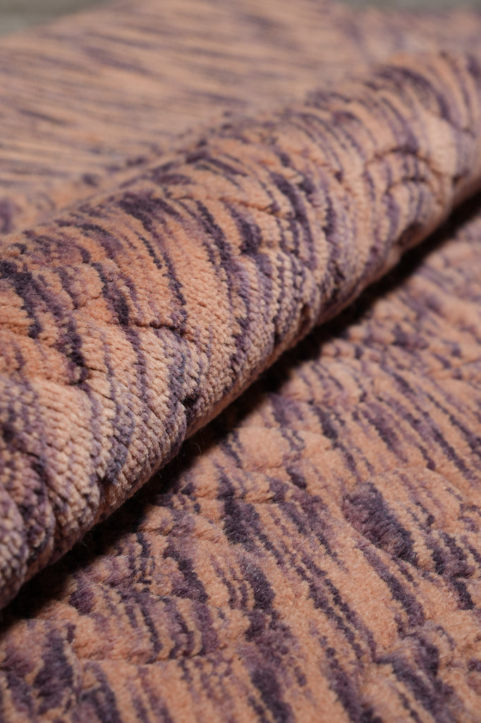 5 x 8 Contemporary Handmade Wool Rug #B-70530