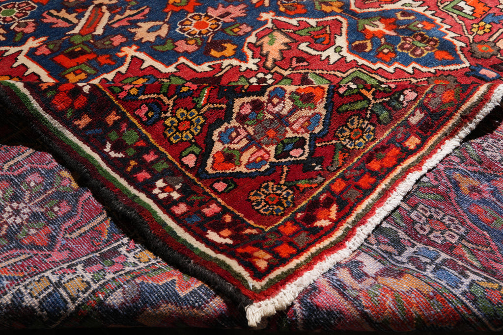 9.8 x 12.4 Characteristic Persian Tribal Bakhtiar Rug #F-4109