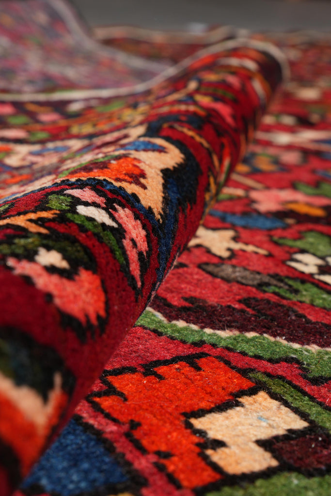 9.8 x 12.4 Characteristic Persian Tribal Bakhtiar Rug #F-4109