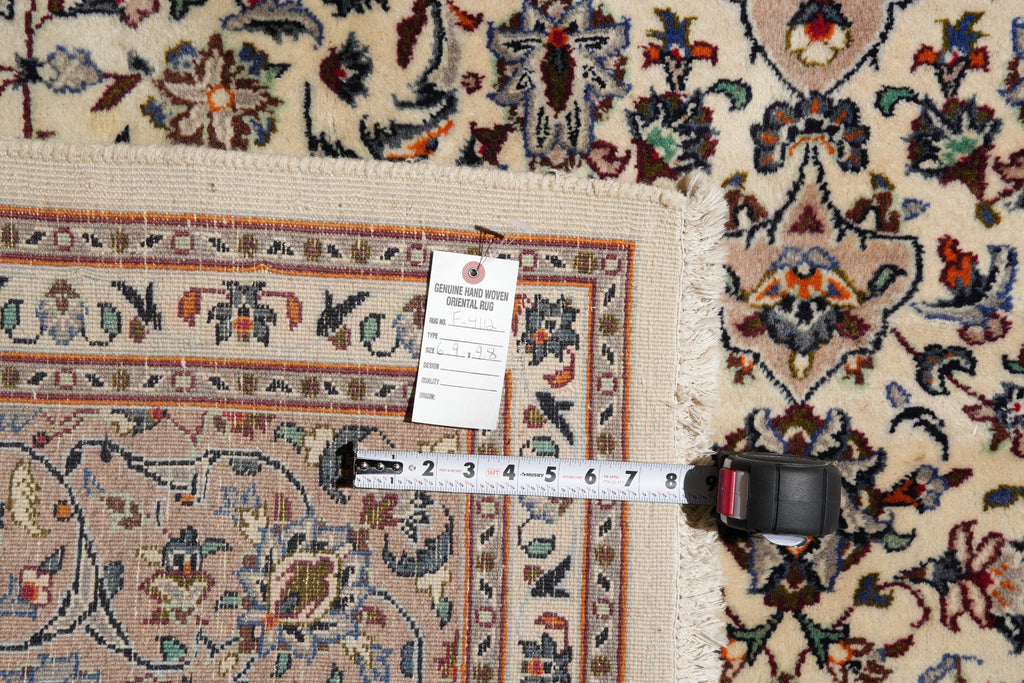 6.9 x 9.8 Authentic Persian Kashan Rug Light Colors #F-4112