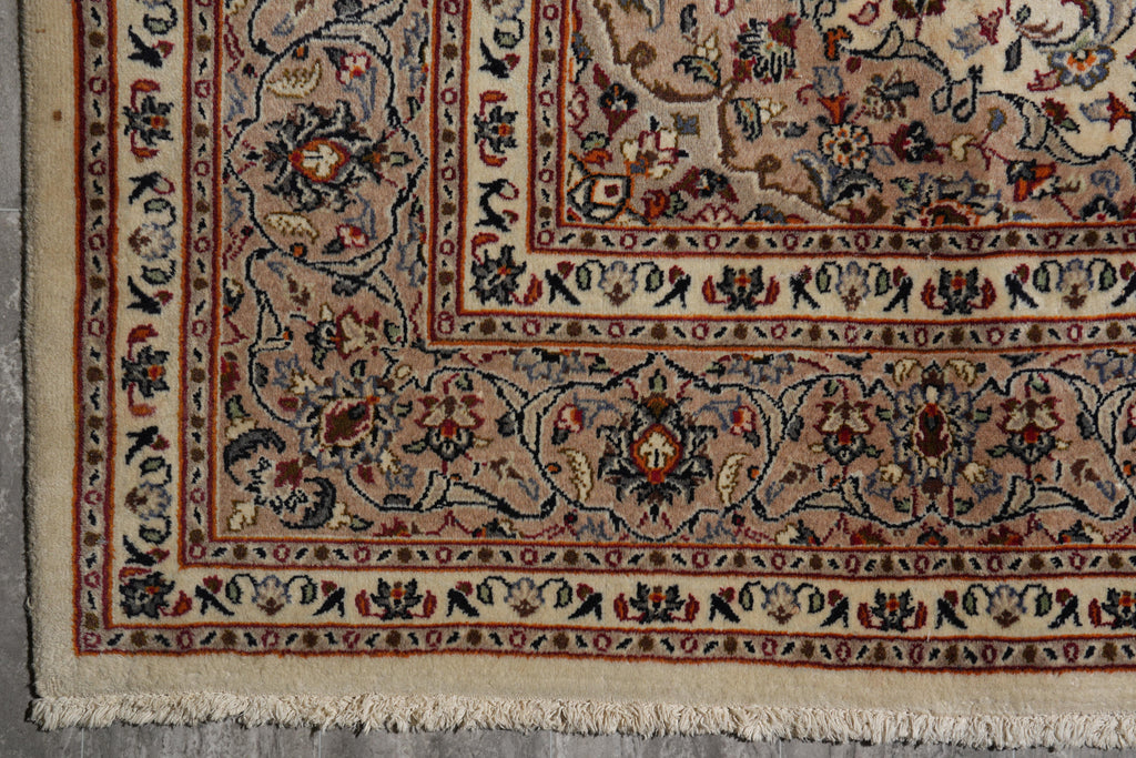 6.9 x 9.8 Authentic Persian Kashan Rug Light Colors #F-4112