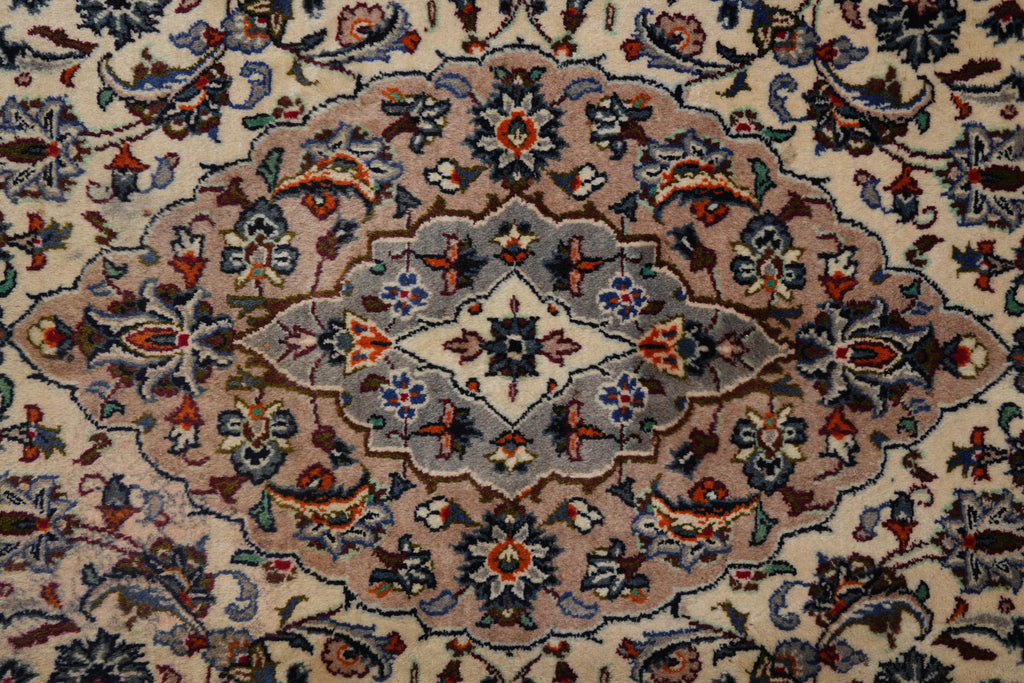 6.9 x 9.8 Authentic Persian Kashan Rug Light Colors #F-4112