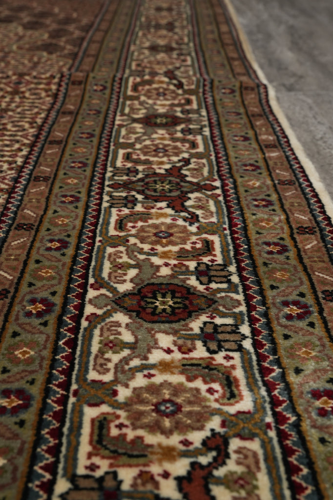 5.8 x 8 Quality Hand-Knotted Wool and Silk Tabriz Mahi Rug EARTH TONES #F-3062