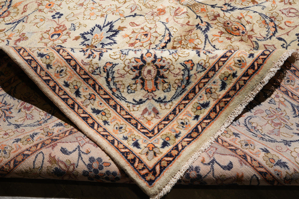 10 x 12.10 Pre-Owned Persian Kashan rug Pleasant Colors #F-4117