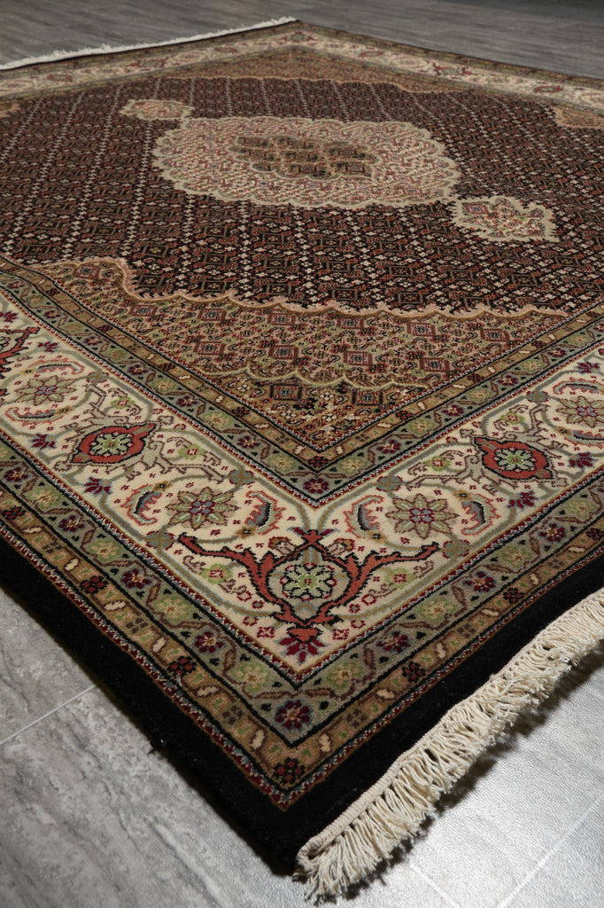 6.5 x 6.8 SQUARE Quality Hand-Knotted Wool and Silk Mahi Tabriz Rug #F-3064