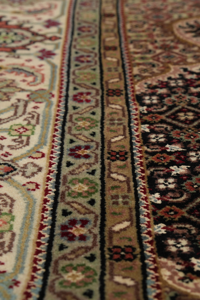 6.5 x 6.8 SQUARE Quality Hand-Knotted Wool and Silk Mahi Tabriz Rug #F-3064