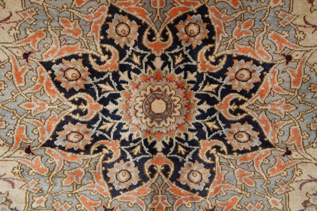 10 x 12.10 Pre-Owned Persian Kashan rug Pleasant Colors #F-4117