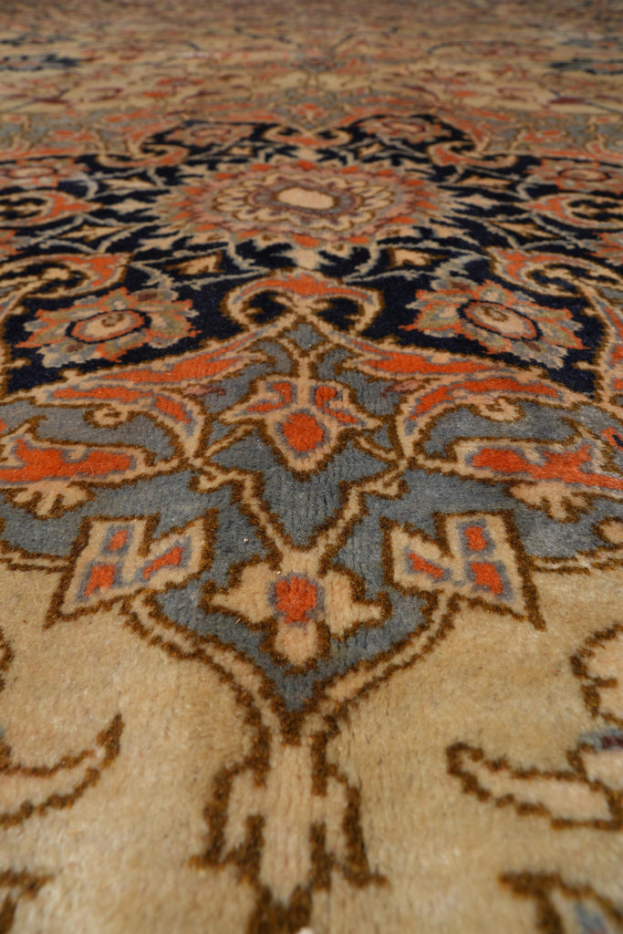 10 x 12.10 Pre-Owned Persian Kashan rug Pleasant Colors #F-4117