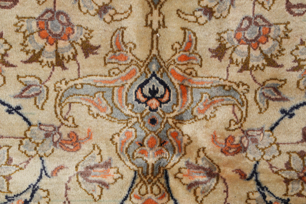 10 x 12.10 Pre-Owned Persian Kashan rug Pleasant Colors #F-4117