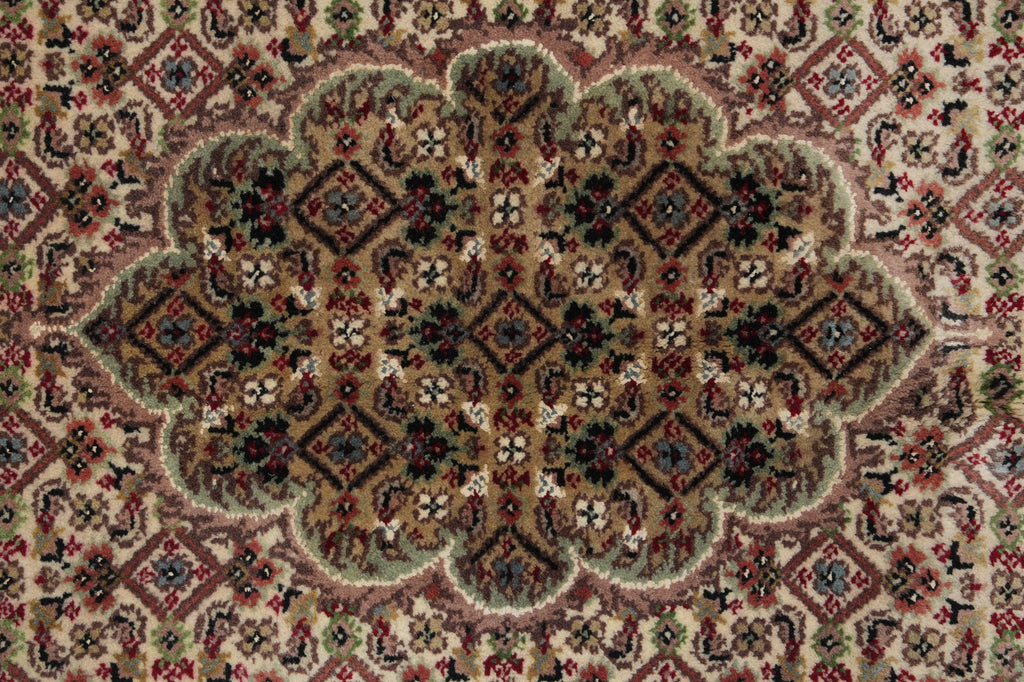 6.5 x 6.8 SQUARE Quality Hand-Knotted Wool and Silk Mahi Tabriz Rug #F-3064