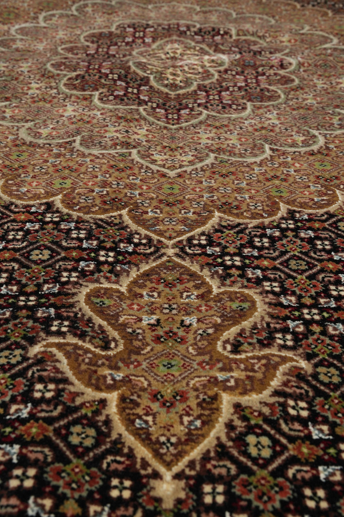 6.8 x 10 Quality Traditional Persian Vibrant Quality Hand-Knotted Rug #F-3065