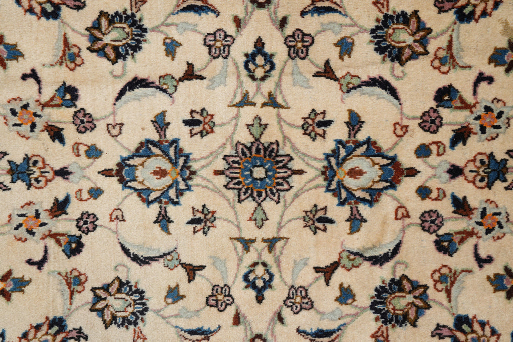 6.5 x 9.9 Persian Kashan Rug – Ivory Field with Rose Border, Hand-Knotted Floral Design #F-4120