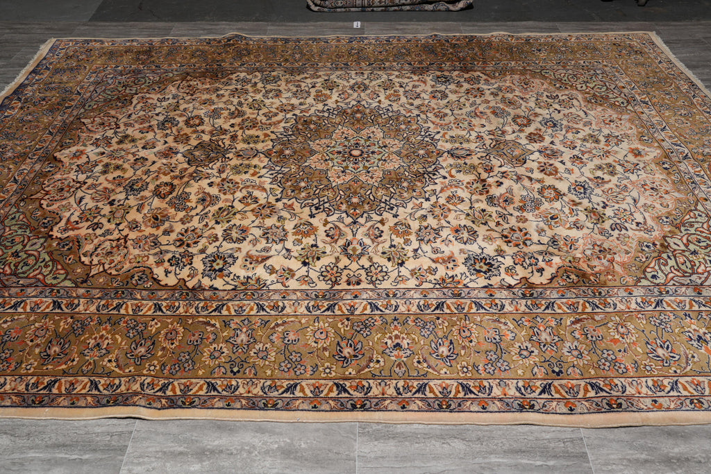 9.3 x 11.9 Estate Rug Persian Kashan Light Colors #F-4121