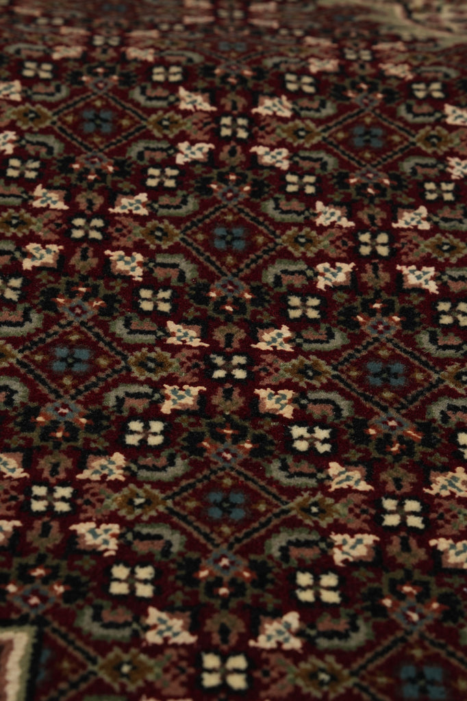 6.9 x 8 Quality Traditional Wool Silk Hand-Knotted Rug #F-3071