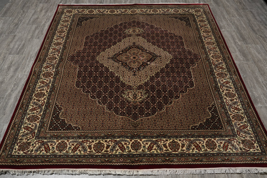 6.9 x 8 Quality Traditional Wool Silk Hand-Knotted Rug #F-3071